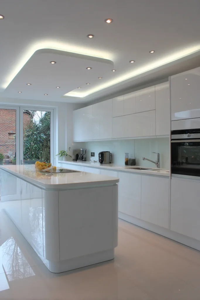 Modern Minimalist Layout